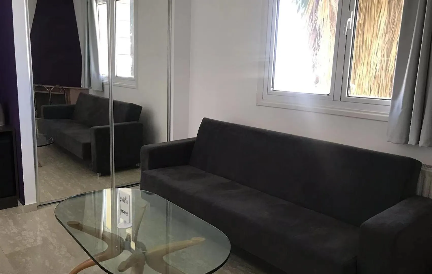 מלון לרנקה St Elena Boutique Residence