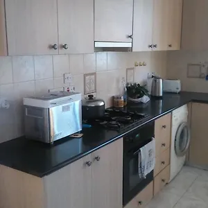 https://kimonos-guesthouse.hotelsatayianapa.com